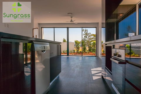 The Residences At The Peninsula - ACT Tourism 25