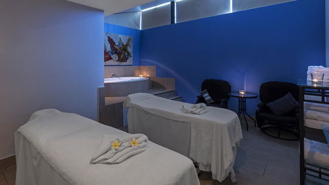 Oaks Hervey Bay Resort And Spa - ACT Tourism 10