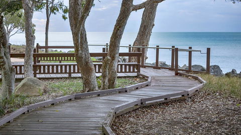 Oaks Hervey Bay Resort And Spa - ACT Tourism 4