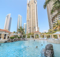Towers of Chevron - Private Apartment - ACT Tourism