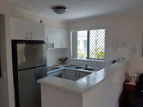 Surfers Beach Resort One - ACT Tourism 8