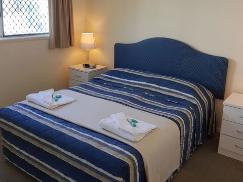 Surfers Beach Resort One - ACT Tourism 32