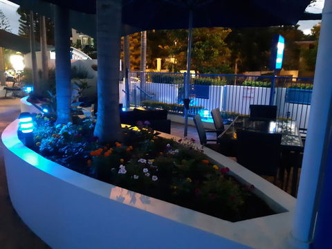 Surfers Beach Resort One - ACT Tourism 11