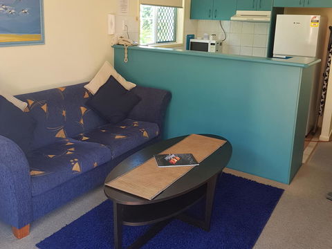 Surfers Beach Resort One - ACT Tourism 27