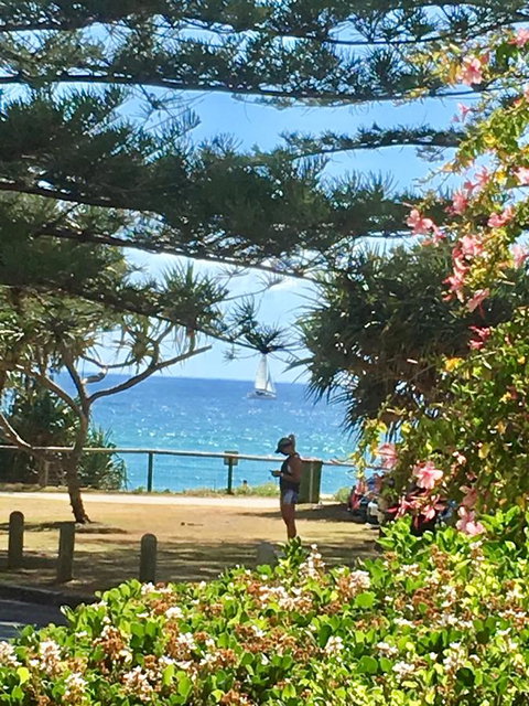 Oceania On Burleigh Beach - ACT Tourism 25