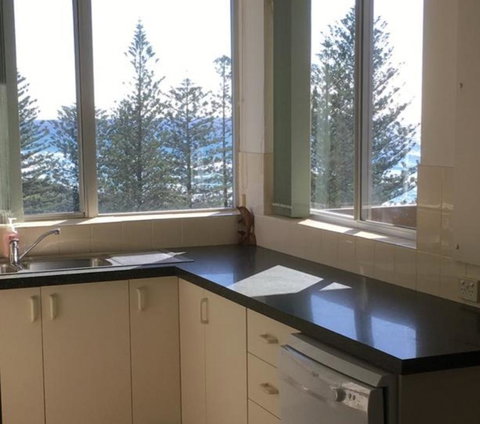 Oceania On Burleigh Beach - ACT Tourism 33