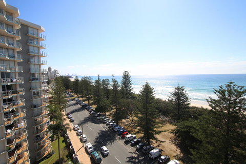 Oceania On Burleigh Beach - ACT Tourism 24