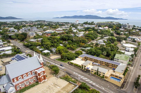 The Robert Towns - ACT Tourism 9