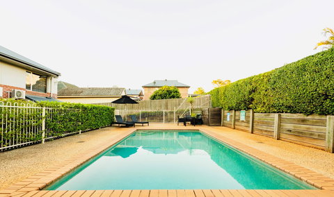 Ambassador On Ruthven - ACT Tourism 7