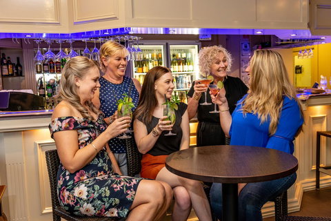 Ambassador On Ruthven - ACT Tourism 25