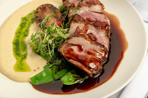 Ambassador On Ruthven - ACT Tourism 19