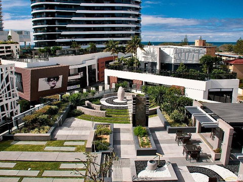 Luxury 3 Bedroom In Heart Of Broadbeach - ACT Tourism 7
