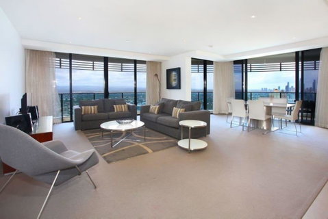 Luxury 3 Bedroom In Heart Of Broadbeach - ACT Tourism 3