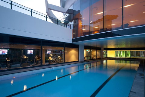 Luxury 3 Bedroom In Heart Of Broadbeach - ACT Tourism 13