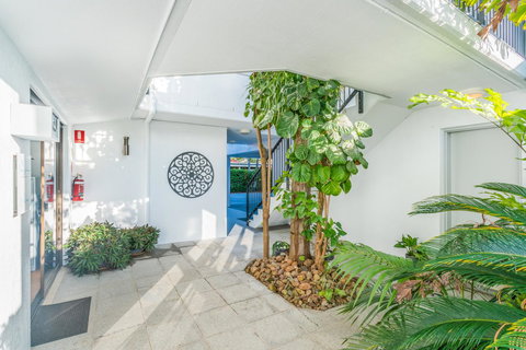 Noosa Boutique Apartments & Elkhorn Villas - ACT Tourism 7