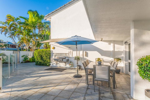 Noosa Boutique Apartments & Elkhorn Villas - ACT Tourism 10