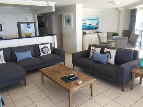Ocean Plaza Resort - ACT Tourism 21