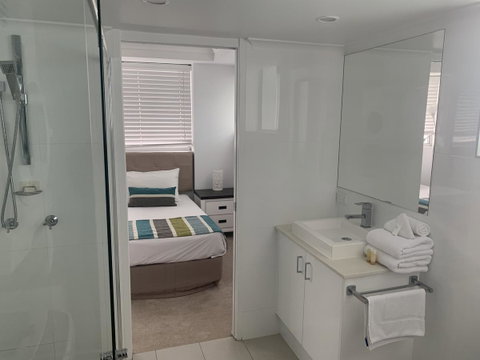 Ocean Plaza Resort - ACT Tourism 13