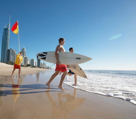 Surfers International Apartments - ACT Tourism 29