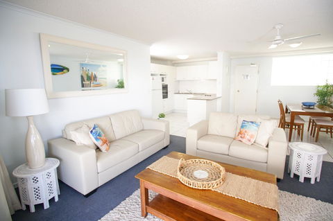 San Marino By The Sea Apartments - ACT Tourism 6