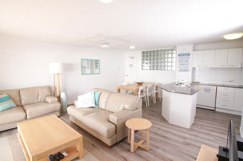 San Marino By The Sea Apartments - ACT Tourism 15