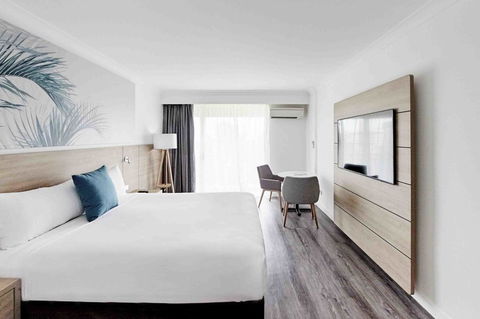 Novotel Cairns Oasis Resort - ACT Tourism 6