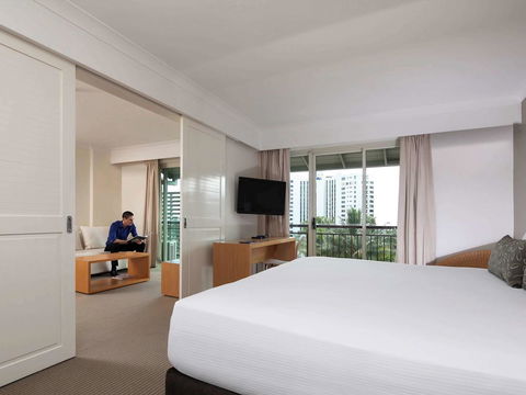 Novotel Cairns Oasis Resort - ACT Tourism 41