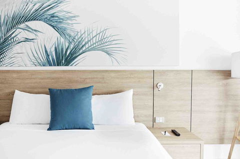 Novotel Cairns Oasis Resort - ACT Tourism 10