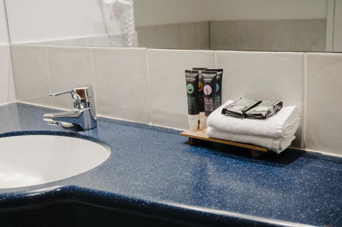 Novotel Cairns Oasis Resort - ACT Tourism 24