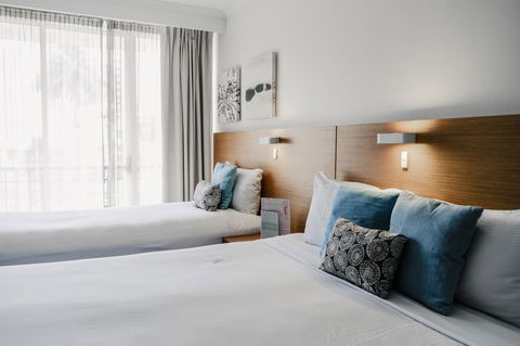 Novotel Cairns Oasis Resort - ACT Tourism 23