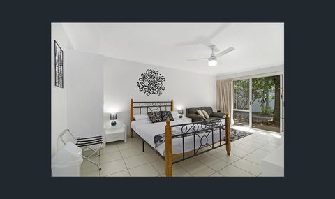 Bay Of Palms - ACT Tourism 26