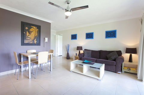 Bay Of Palms - ACT Tourism 38