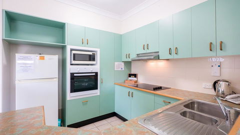 Currumbin Sands On The Beach - ACT Tourism 27