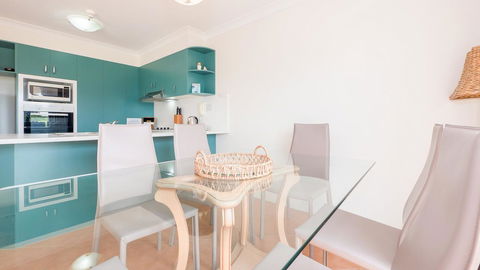 Currumbin Sands On The Beach - ACT Tourism 13