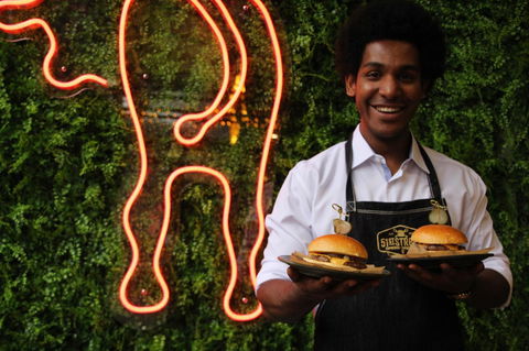 George Williams Hotel - ACT Tourism 24