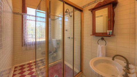 The Park Motel - ACT Tourism 2