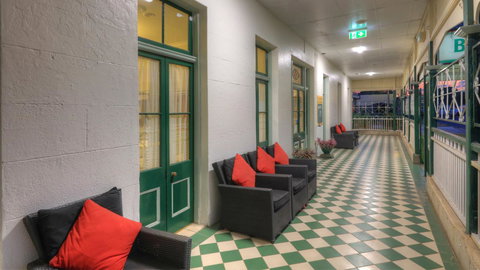 The Park Motel - ACT Tourism 10