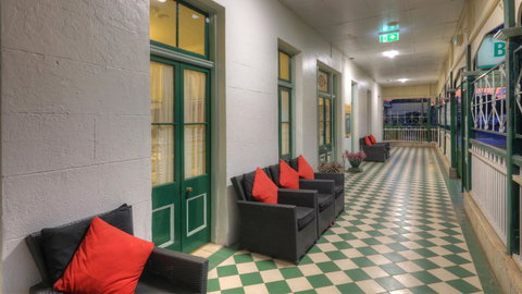 The Park Motel - ACT Tourism 11