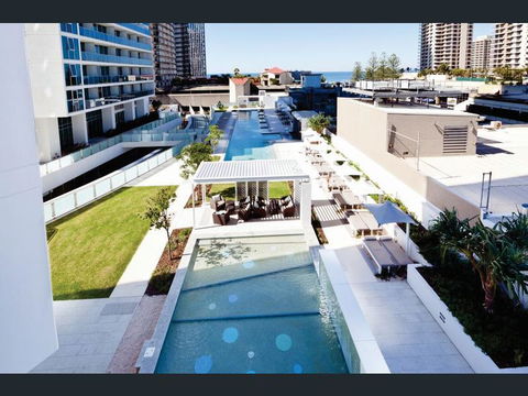 H Star Residences-- Paradise Stayz - ACT Tourism 4