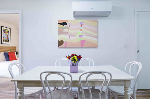 Sandbox Apartments - ACT Tourism 25