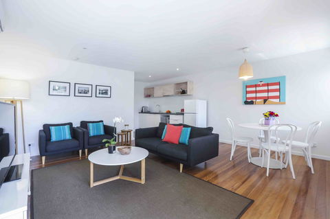 Sandbox Apartments - ACT Tourism 31