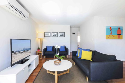 Sandbox Apartments - ACT Tourism 24