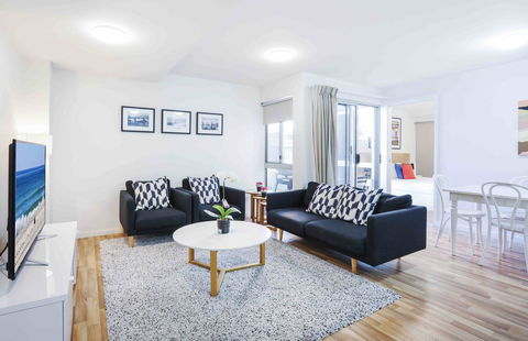 Sandbox Apartments - ACT Tourism 12