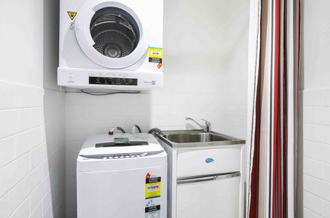 Sandbox Apartments - ACT Tourism 40
