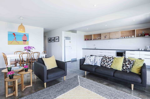 Sandbox Apartments - ACT Tourism 13
