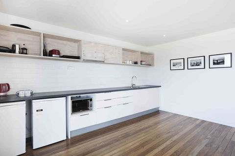 Sandbox Apartments - ACT Tourism 38