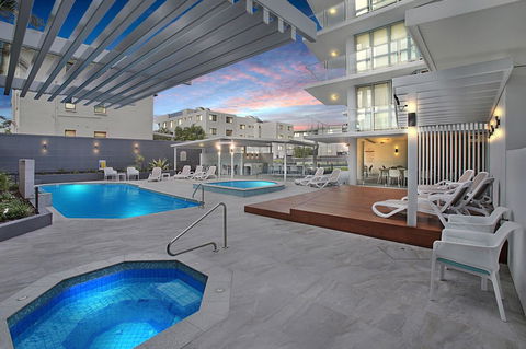 Catalina Resort - ACT Tourism 0