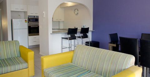 Grangewood Court Apartments - ACT Tourism 17