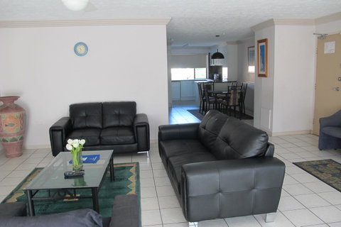 Grangewood Court Apartments - ACT Tourism 22