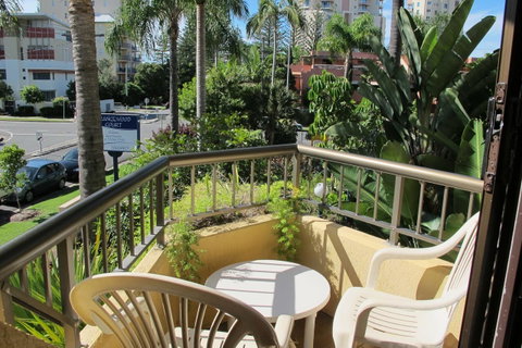 Grangewood Court Apartments - ACT Tourism 7